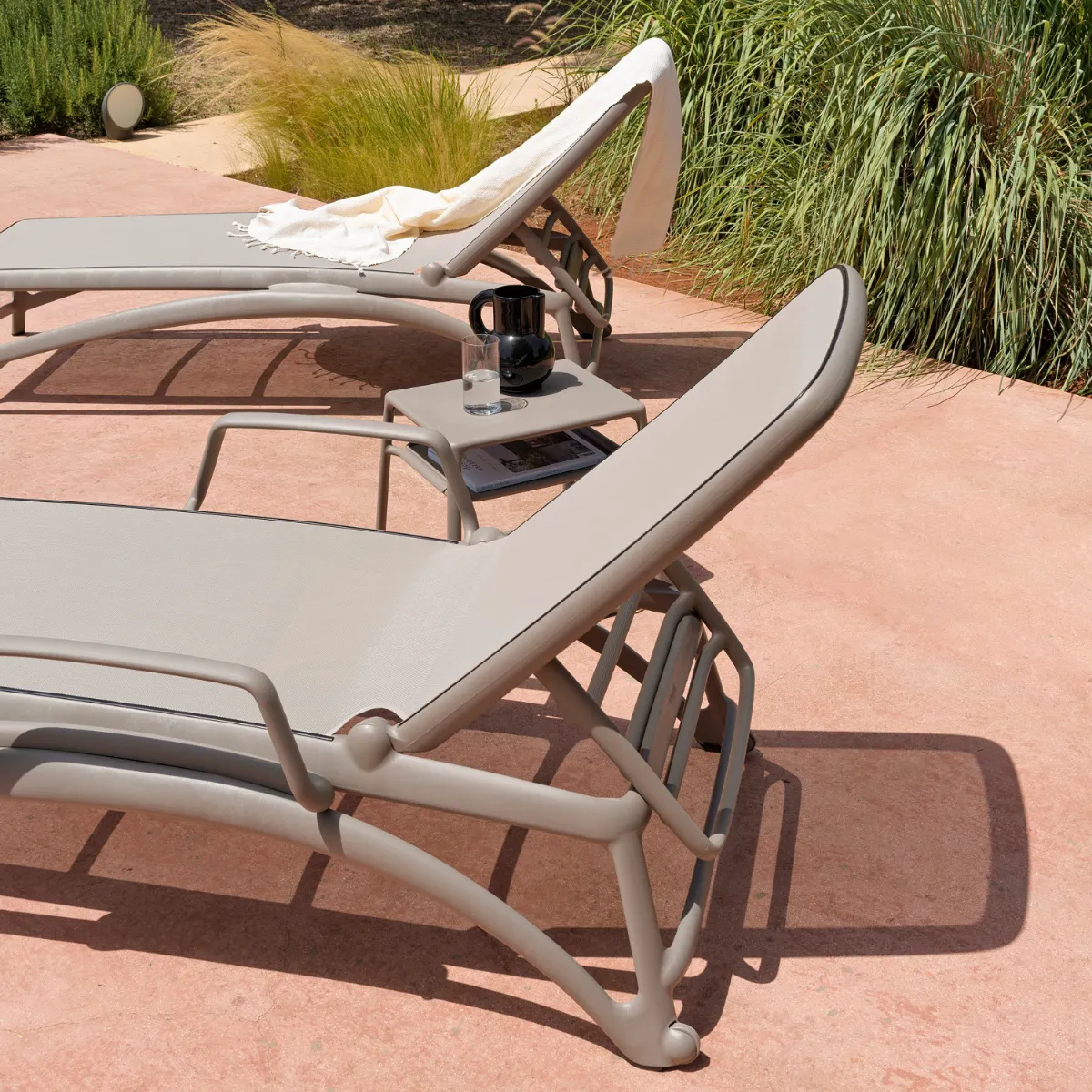 Nardi sun lounger