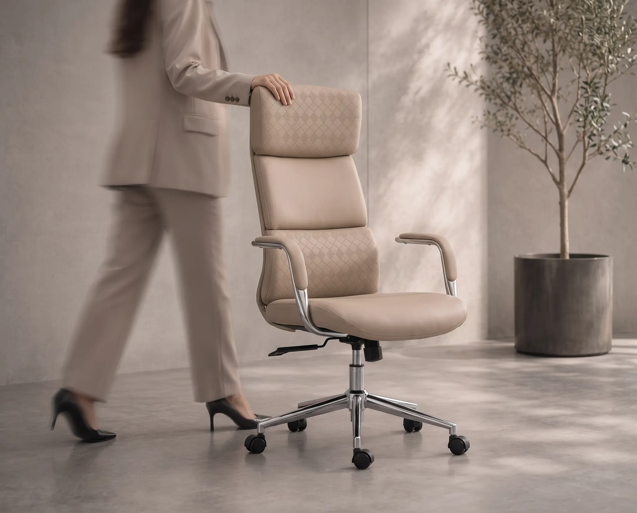 Generated with Kive.ai - make a picture like this but with my chair Beige office chair.png