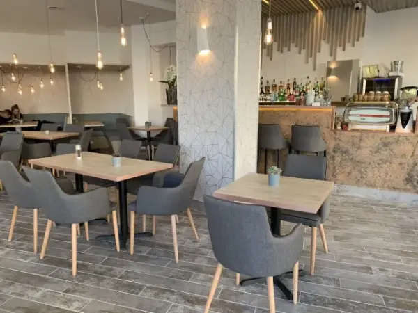 Brunch Bistro  Bazilika