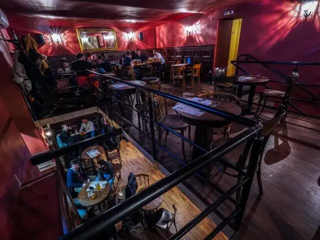 Pointer Pub